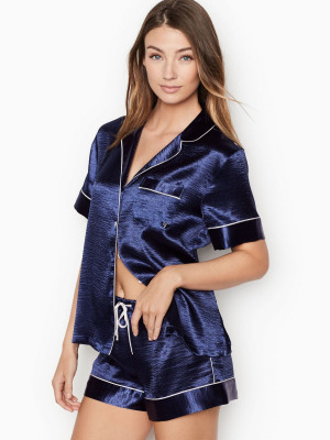 LORENA RAE for VS March 2020