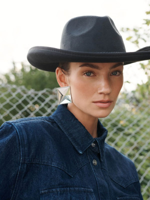 Lorena Rae for RAERE by Lorena Winter 2023 (part 2)