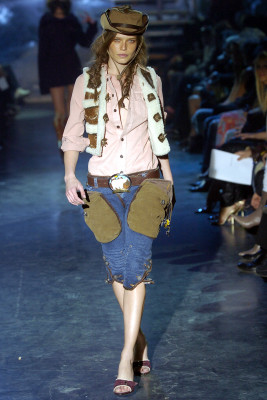 Louise Pedersen pic #1247182
