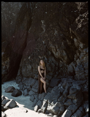 Lucy Fry-«THE LATERALS» 2021