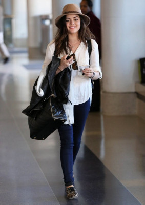 Lucy Hale pic #654802