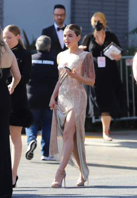 Lucy Hale- Elton John AIDS Foundation&#039;s 30th Annual Academy Awards
