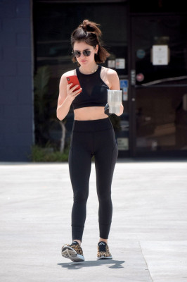 Lucy Hale pic #1091457