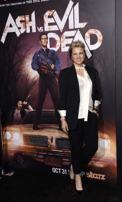 Lucy Lawless pic #841615
