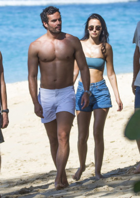 Lucy Watson pic #1129358