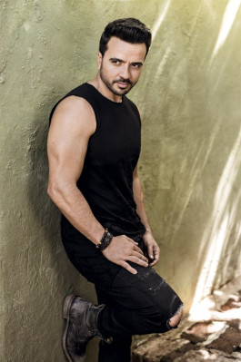 Luis Fonsi - Omar Cruz Photoshoot