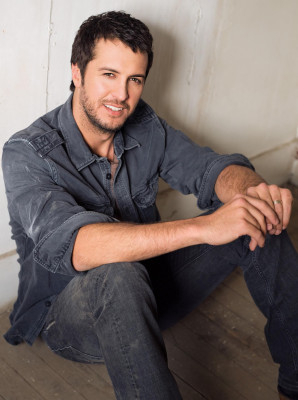 photo 5 in Luke Bryan gallery [id184142] 2009-08-24 00:00:00