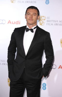Luke Evans pic #791280