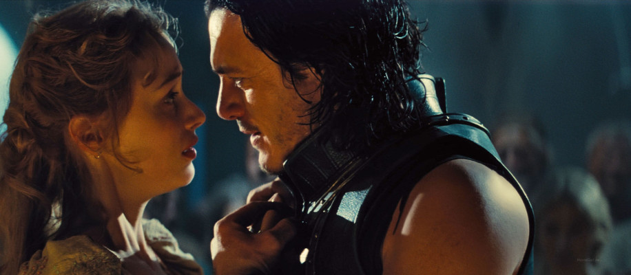 Luke Evans pic #765052