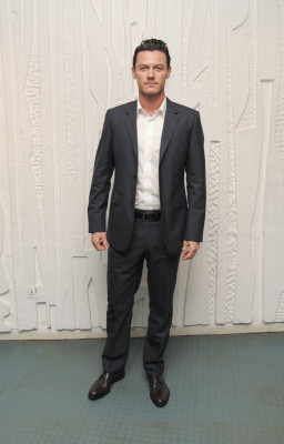 Luke Evans pic #732424