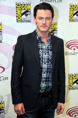 Luke Evans pic #732413