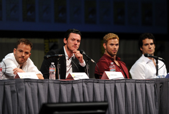 Luke Evans pic #732418