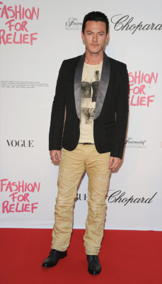 photo 6 in Luke Evans gallery [id732420] 2014-05-24 00:00:00