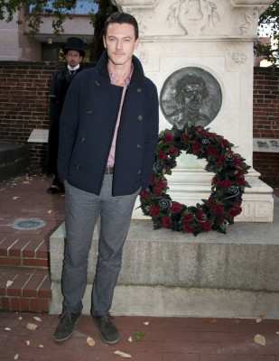 Luke Evans pic #732406