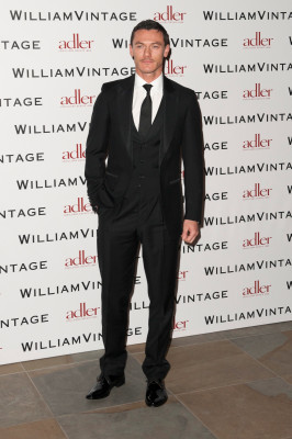 Luke Evans pic #736077