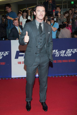 Luke Evans pic #736090