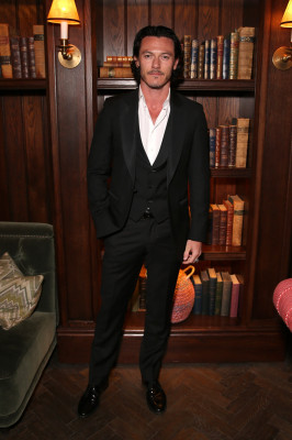 Luke Evans pic #737577