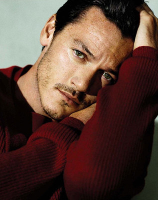 Luke Evans pic #764727