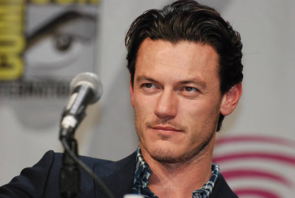 Luke Evans pic #772745