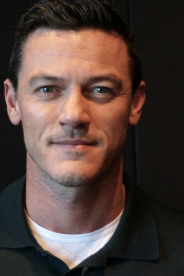 Luke Evans pic #774464