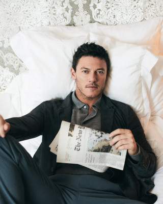 Luke Evans pic #950934
