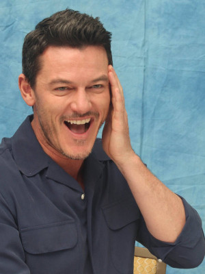 Luke Evans pic #947059
