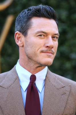 Luke Evans-Premiere ‘Beast And Beauty’ London