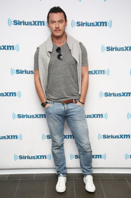 Luke Evans pic #930505