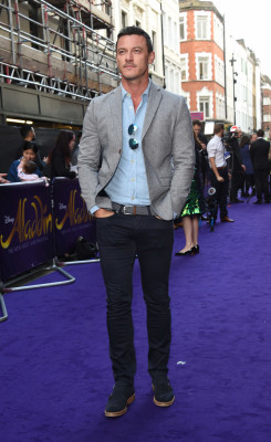 Luke Evans pic #910286
