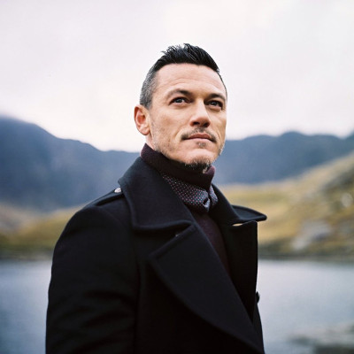 Luke Evans pic #944589