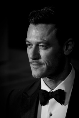 photo 8 in Luke Evans gallery [id944586] 2017-03-03 00:00:00