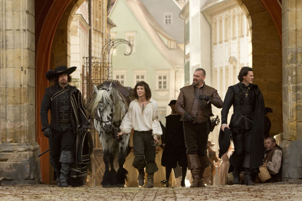 Luke Evans pic #725264