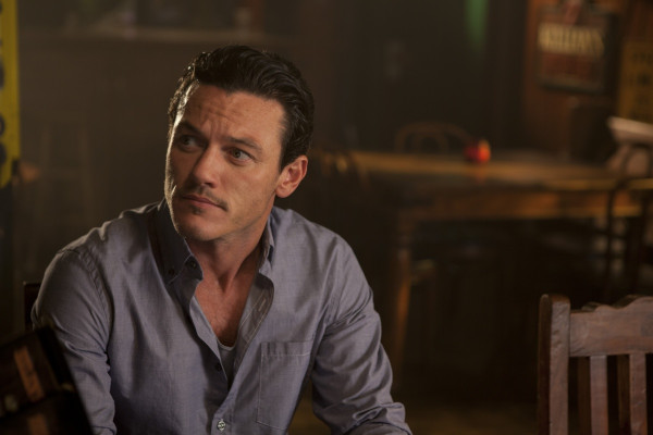 Luke Evans pic #725304