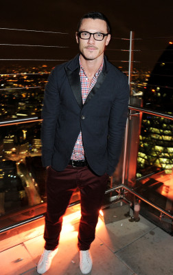 Luke Evans pic #733185