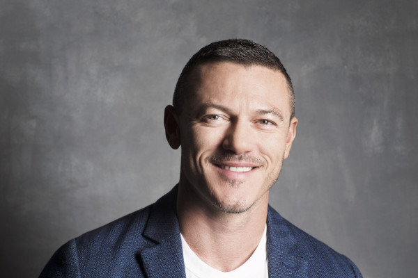 Luke Evans pic #853732
