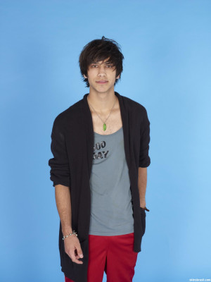 Luke Pasqualino pic #379801