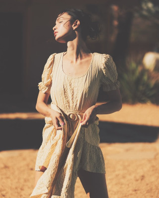 Luma Grothe by Victor Robertof