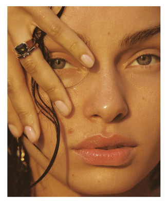 Luma Grothe by Cameron Hammond
