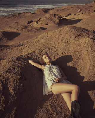 Luna Bijl - Free People