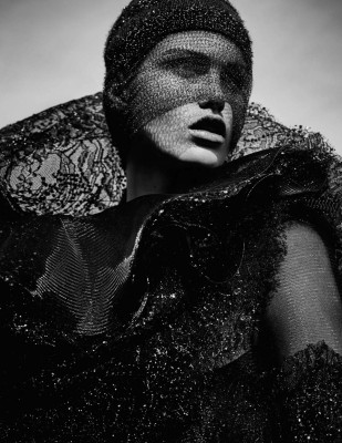 Luna Bijl - photoshoot for Vogue Spain, by Nathaniel Goldberg