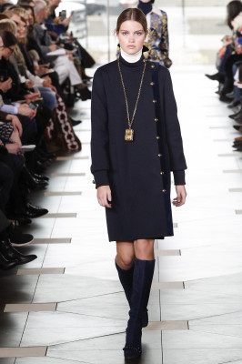 Luna Bijl - TORY BURCH AUTUMN/WINTER 2017 fashion show in Paris