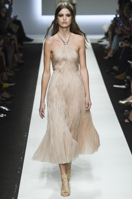 Luna Bijl - ERMANNO SCERVINO SPRING/SUMMER Fashion Show in Milan