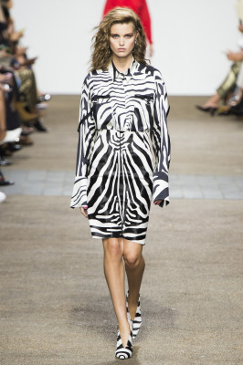 Luna Bijl - TopShop Unique Spring/Summer 2017 Fashion Show in London