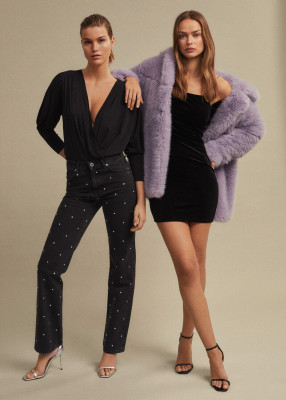 Luna Bijl - Mango &quot;The Gift Guide&quot; 2021