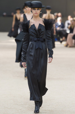 Luna Bijl - CHANEL HAUTE COUTURE FALL 2017 FASHION SHOW IN PARIS