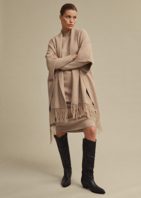 Luna Bijl - Mango &quot;The Gift Guide&quot; 2021