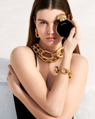 Luna Bijl for Rabanne Olympea