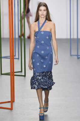  Luna Bijl - Holly Fulton Spring/Summer 2016 Fashion Show in London