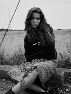 Luna Bijl - Photoshoot for Porter Edit 2018 by Rory Payne