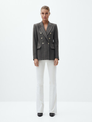 Luna Bijl - Massimo Dutti